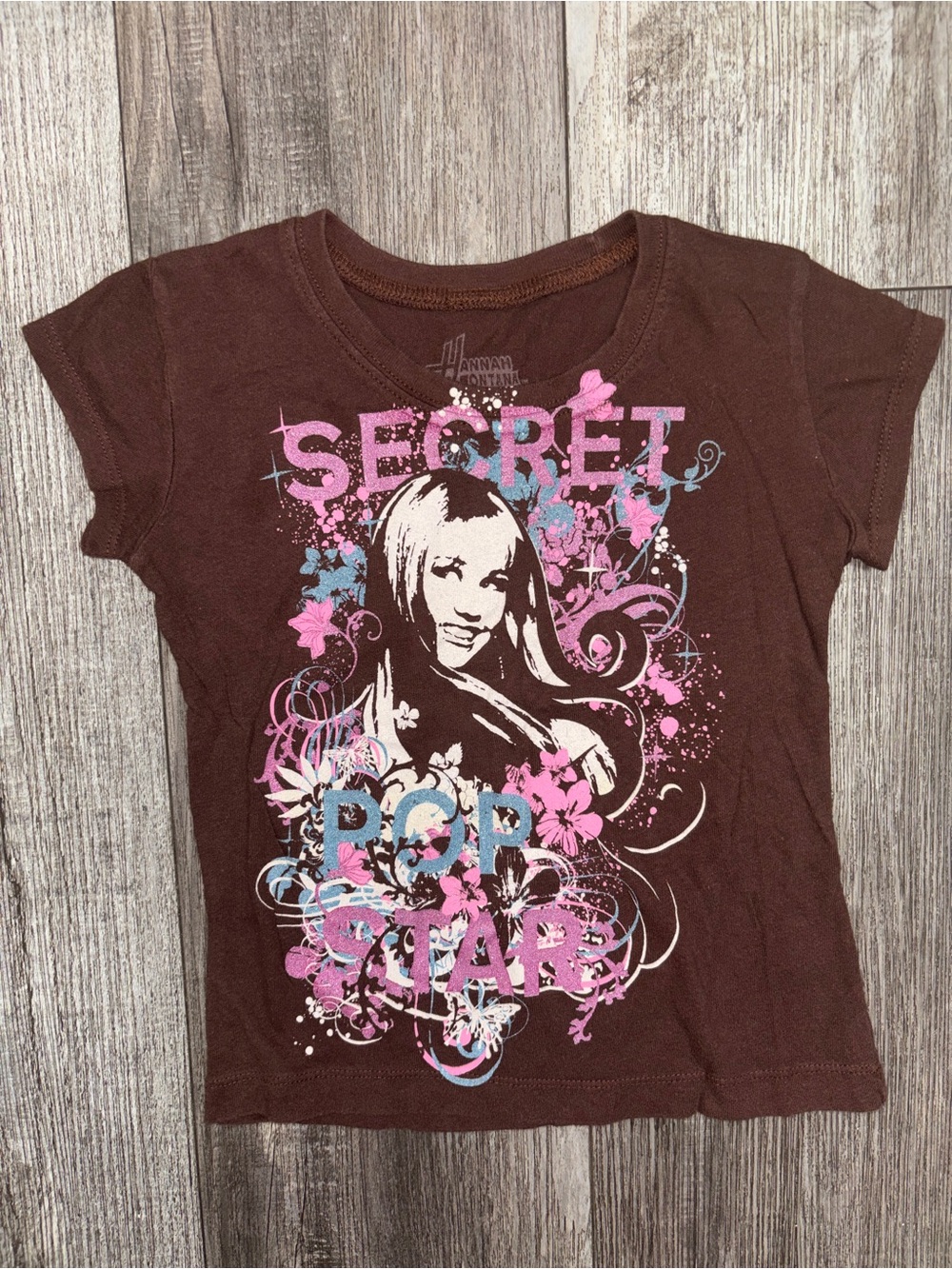 Y2K Girls' Brown "Secret Pop Star" Hanna Montana Graphic Tee
